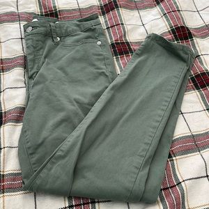 Jessica Simpson High Rise skinny pants